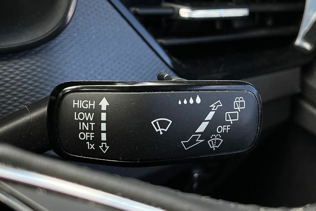 Skoda Scala 1.5 Tsi Se Technology Euro 6 Ss 11,982 Car #15