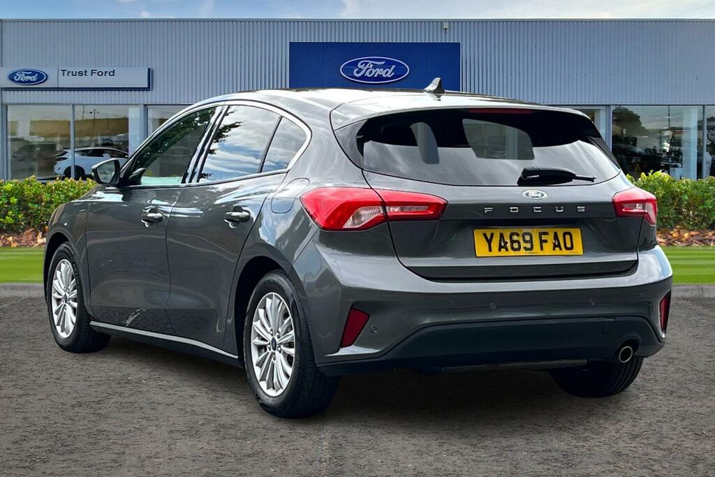 Ford Focus Titanium #2