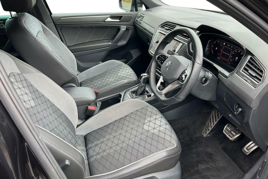 Volkswagen Tiguan R-line White #9