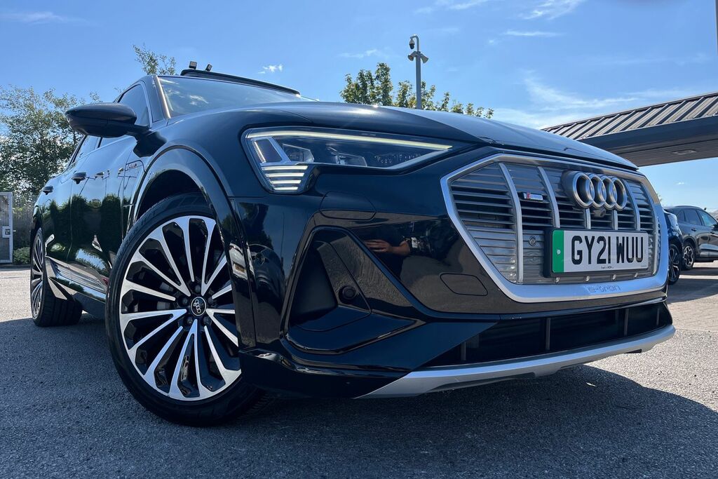 Audi E-tron 50 Sport Quattro 71.2Kwh 11Kw Charger Black #36