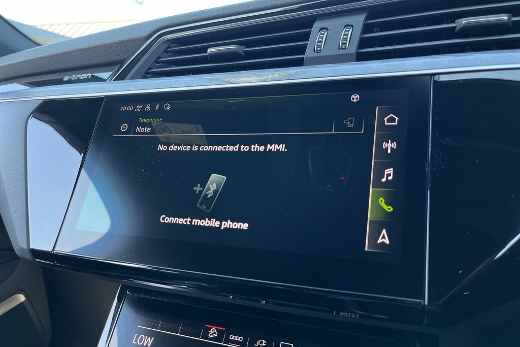 Audi E-tron 50 Sport Quattro 71.2Kwh 11Kw Charger Black #25