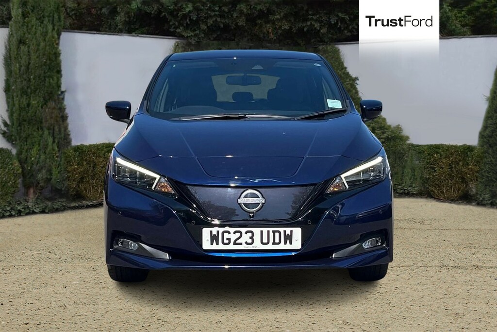 Nissan Leaf Tekna Blue #6