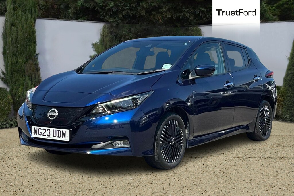 Nissan Leaf Tekna Blue #5