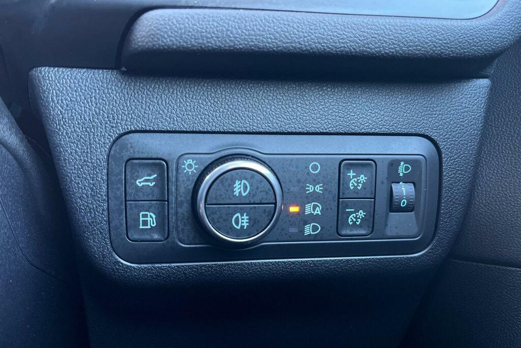 Ford Kuga St-line X 2.5 Fhev 180Ps 2Wd Black #24