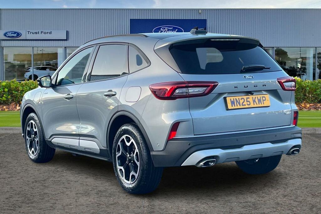 Ford Kuga St-line X 2.5 Fhev 180Ps 2Wd Black #2