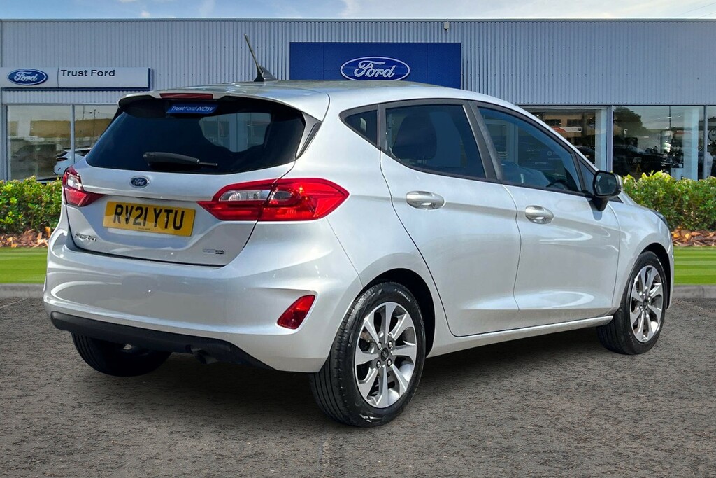 Ford Fiesta Trend Silver #4
