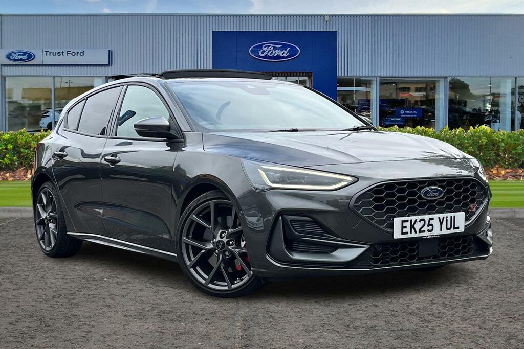 Ford Focus 1.0T Ecoboost Mhev Titanium X Estate Hy Silver #1