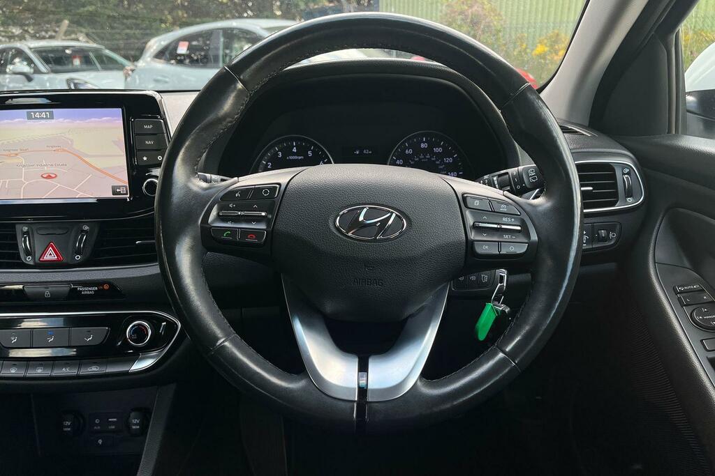 Hyundai I30 Estate 1.4T Gdi Se Nav Dct Silver #12