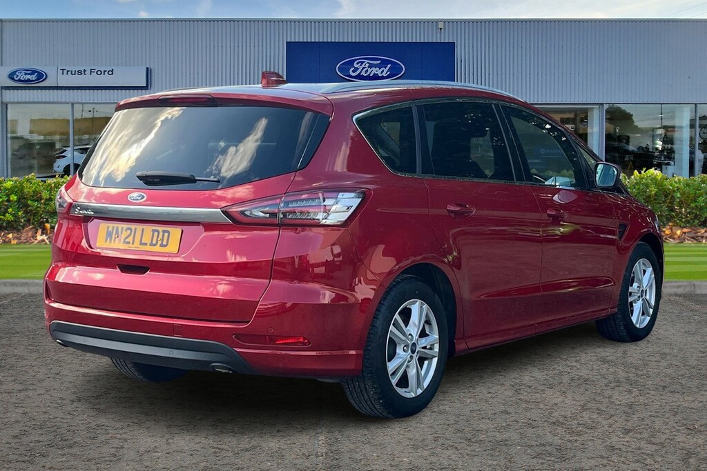 Ford S-Max Titanium Red #4