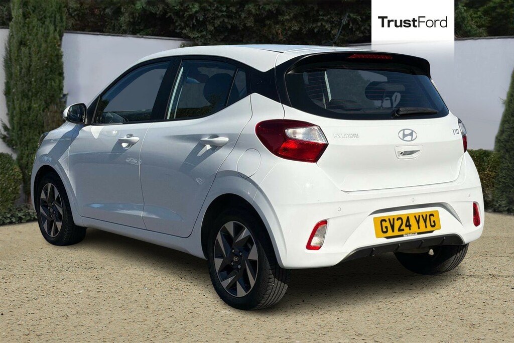 Hyundai I10 Advance White #2