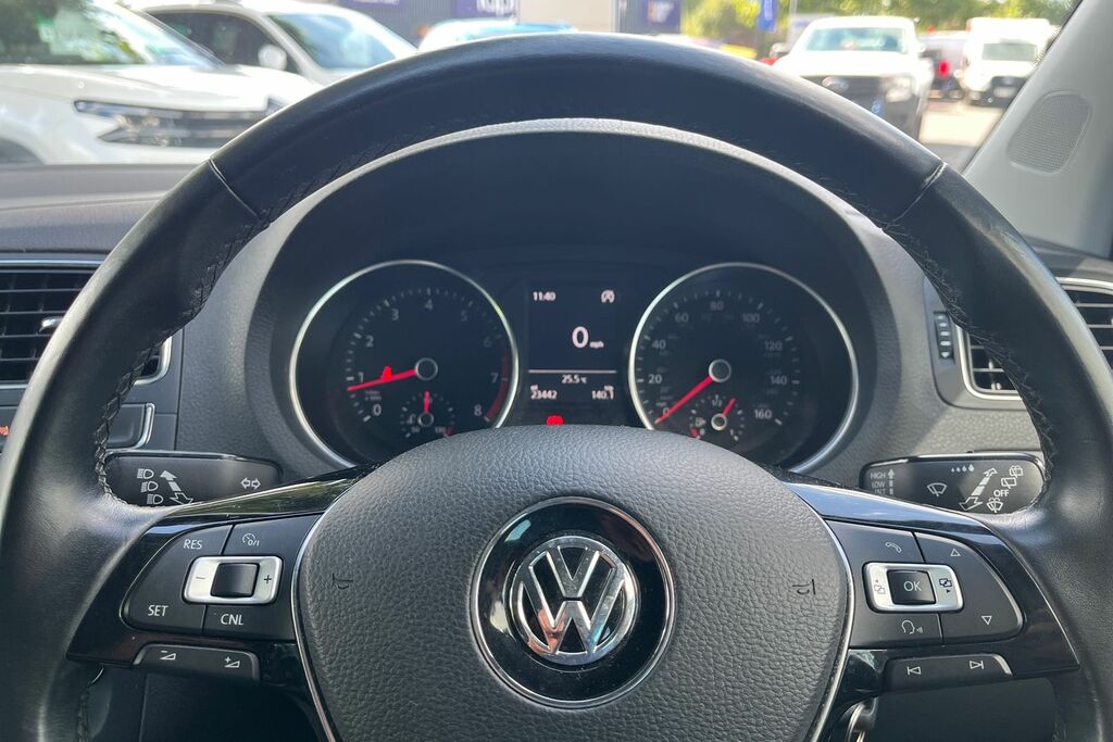Volkswagen Polo 1.0 Tsi Bluemotion Tech R-line Euro 6 Ss Black #23