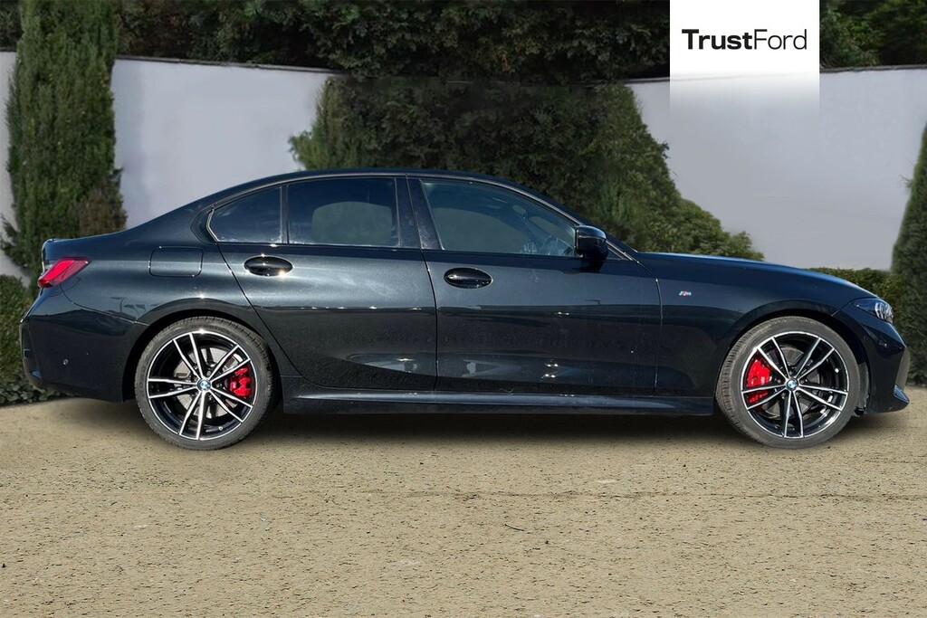 BMW 3 Series M Sport Black #3