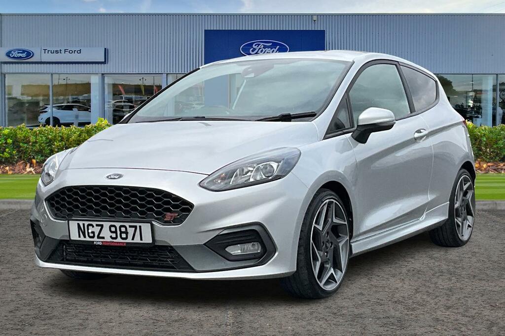 Ford Fiesta St-3 Silver #5