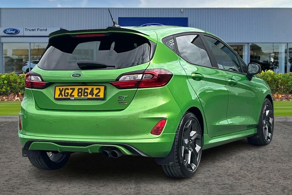Ford Fiesta 1.5T Ecoboost St-3 Hatchback Eur Green #4