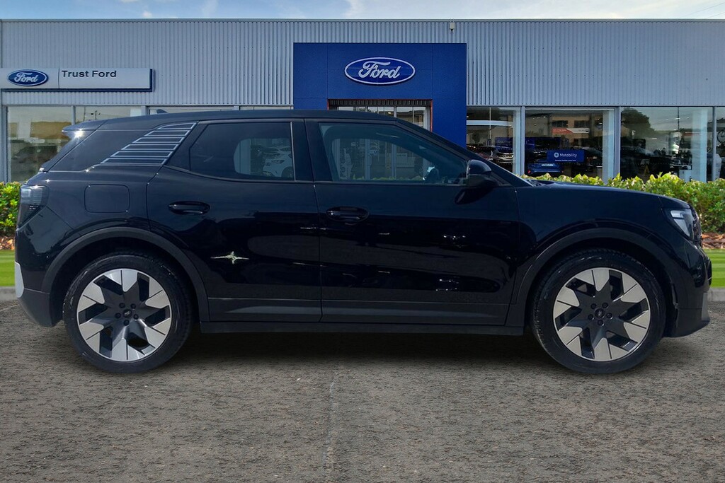 Ford Explorer Premium Black #3