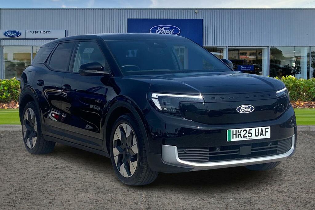 Ford Explorer Premium Black