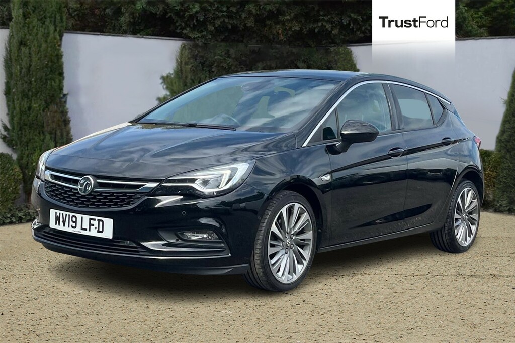 Vauxhall Astra Ultimate Black #5