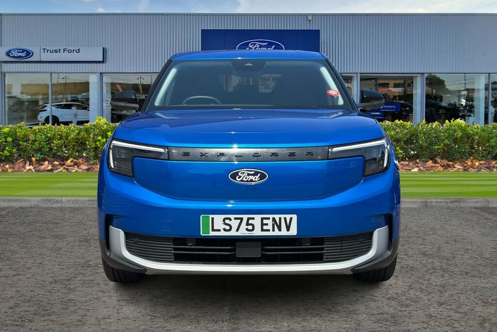 Ford Explorer Extended Range 77Kwh Select Suv Blue #6