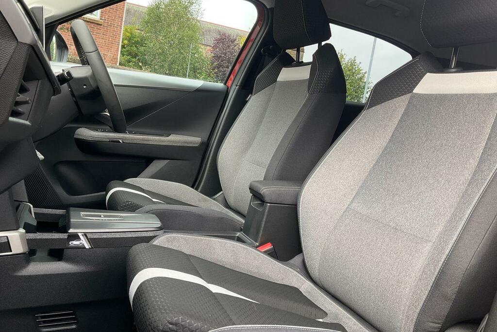Vauxhall Frontera 1.2 Hybrid 136Ps Gs Suv Hybrid E-dct Eu Silver #19