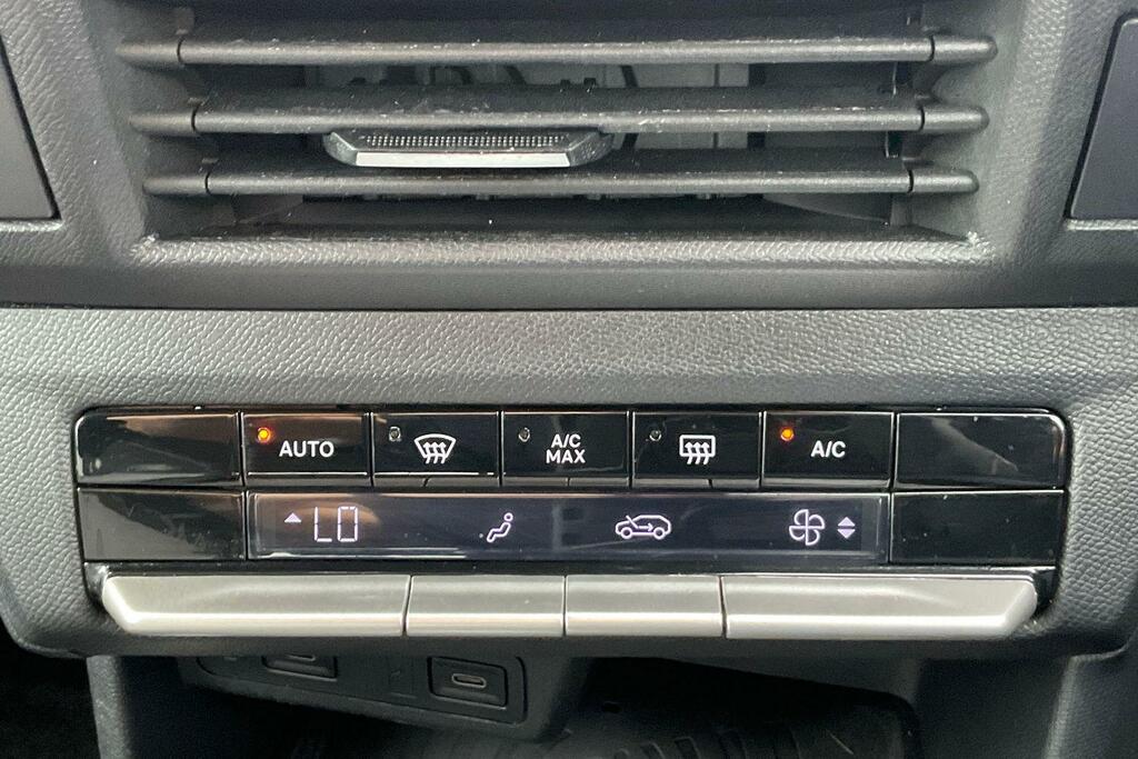 Vauxhall Frontera 1.2 Hybrid 136Ps Gs Suv Hybrid E-dct Eu Silver #28