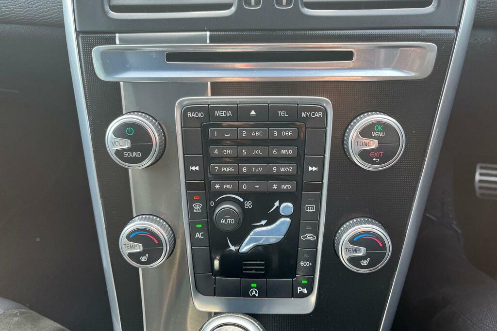 Volvo XC60 2.4 D5 Se Lux Nav Geartronic Awd Euro 5 Blue #27
