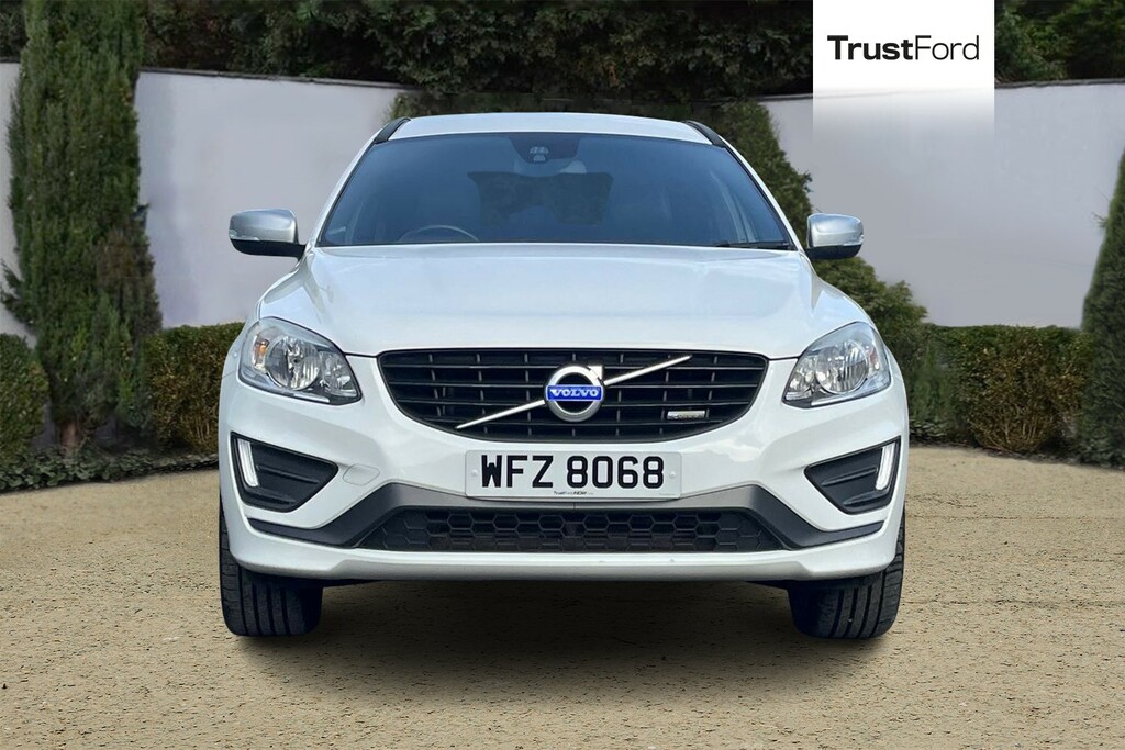 Volvo XC60 R Design White #6