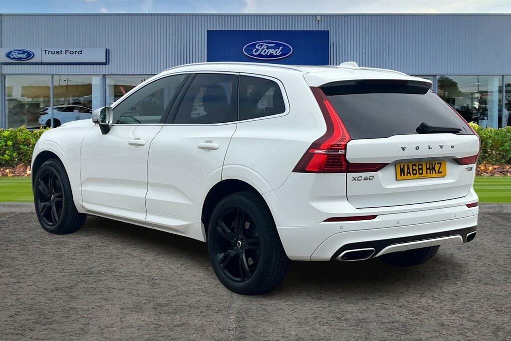 Volvo XC60 R Design White #2