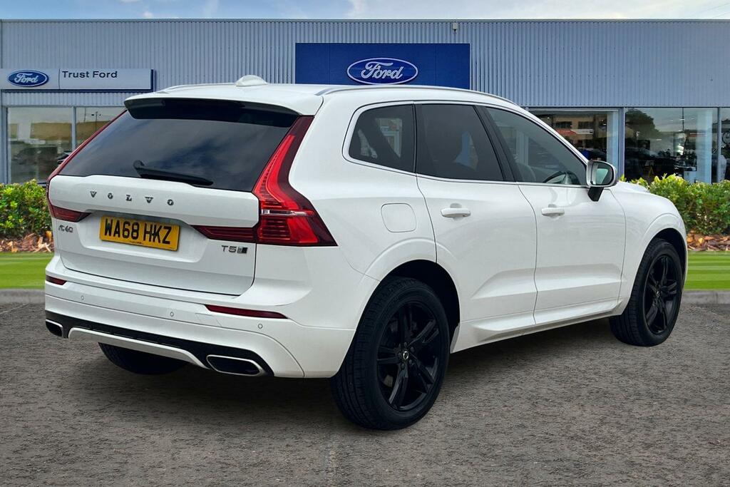 Volvo XC60 R Design White #4