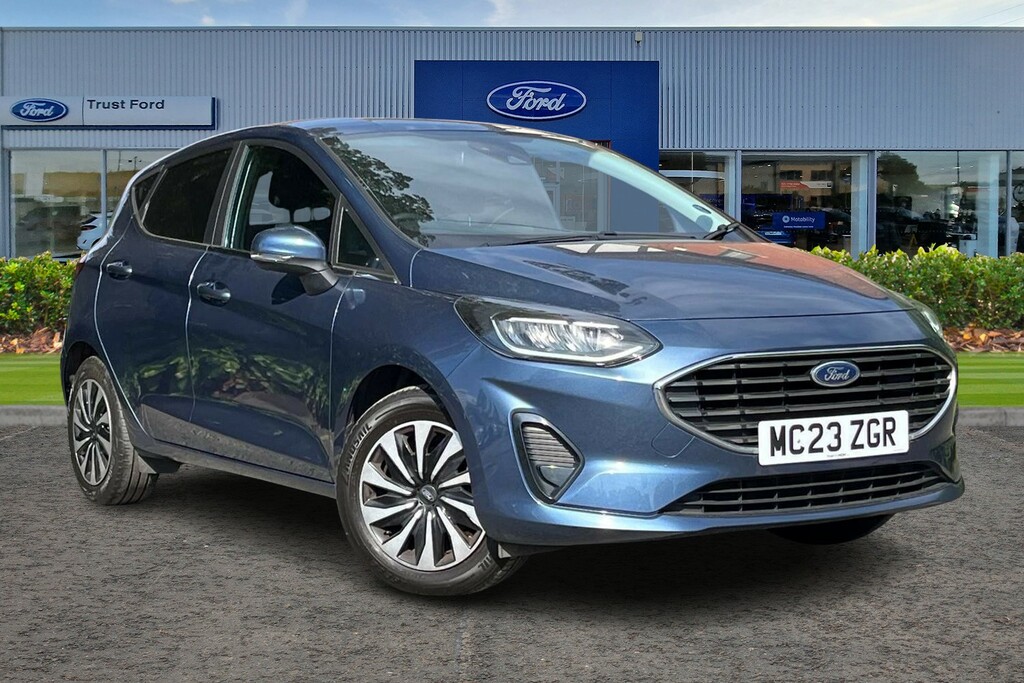 Ford Fiesta Titanium Blue