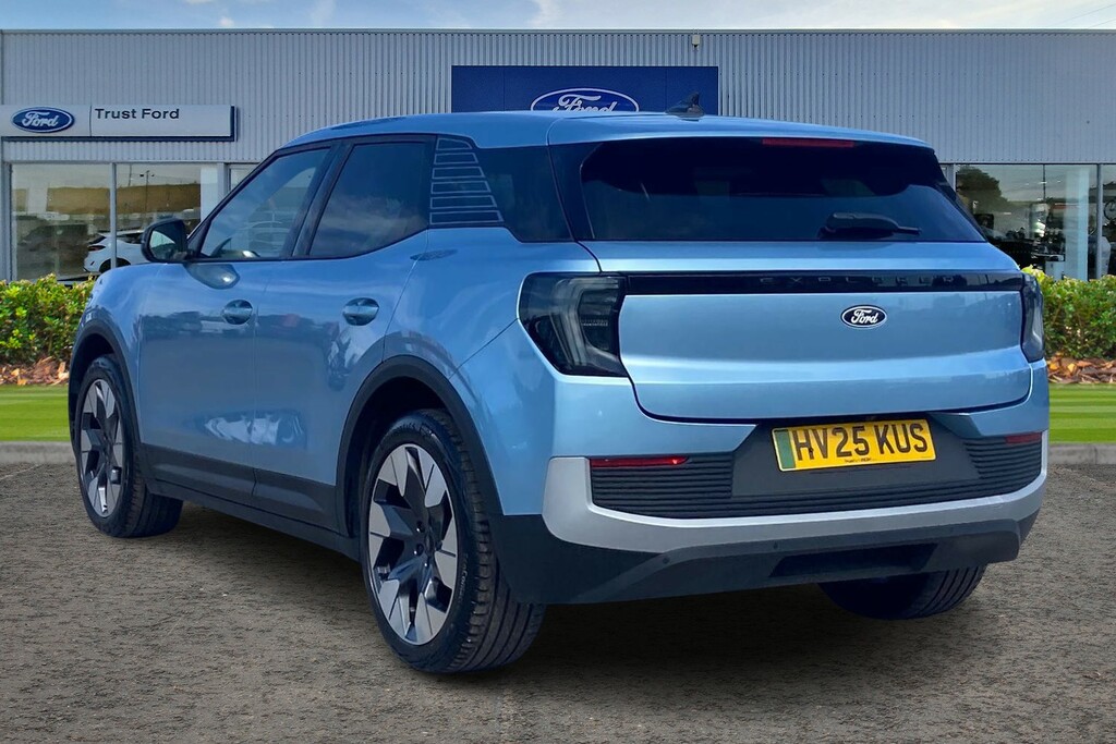 Ford Explorer Premium Blue #2