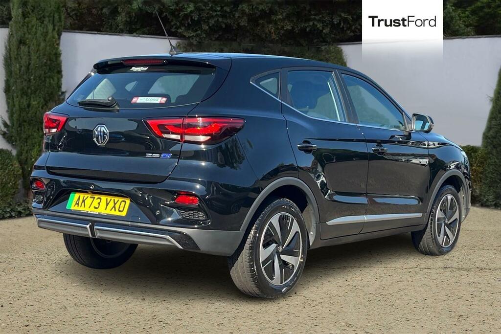 MG ZS 51.1Kwh Se Suv 176 Ps Black #4