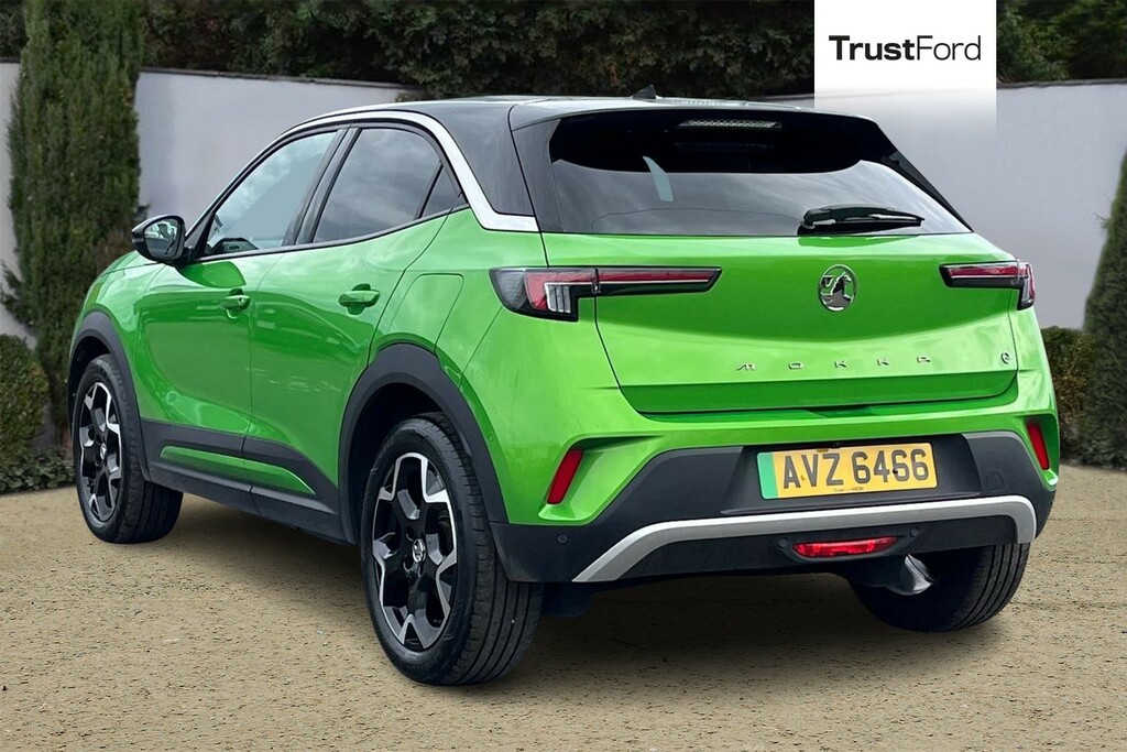 Vauxhall Mokka Electric Ultimate Green #2
