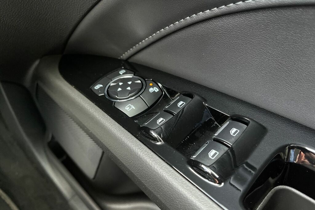 Ford Mondeo Estate St-line 2.0 Hybrid 187Ps Silver #16