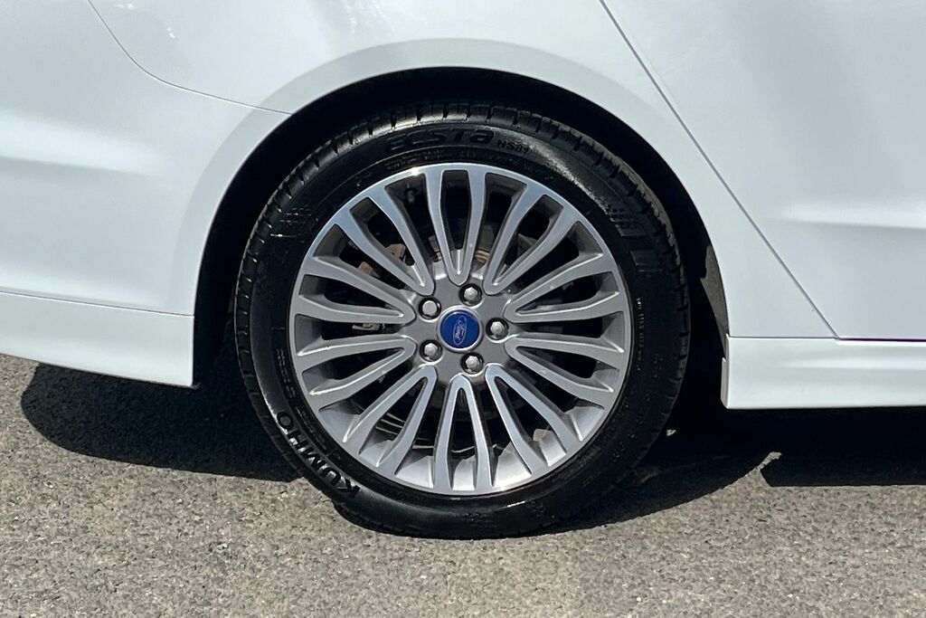 Ford Mondeo Estate St-line 2.0 Hybrid 187Ps Silver #8