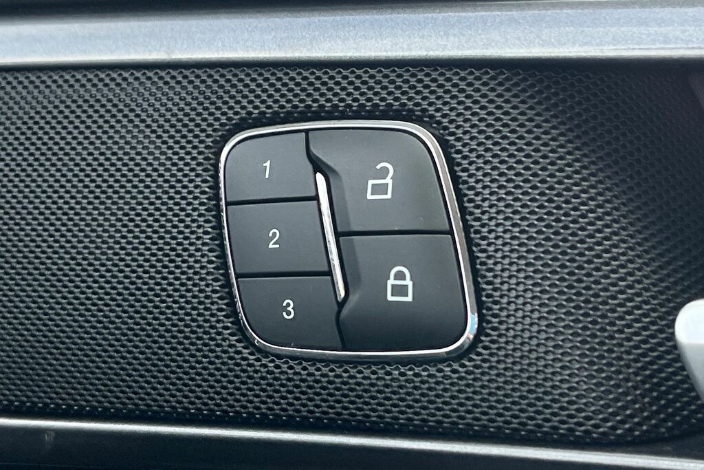 Ford Mondeo Estate St-line 2.0 Hybrid 187Ps Silver #40