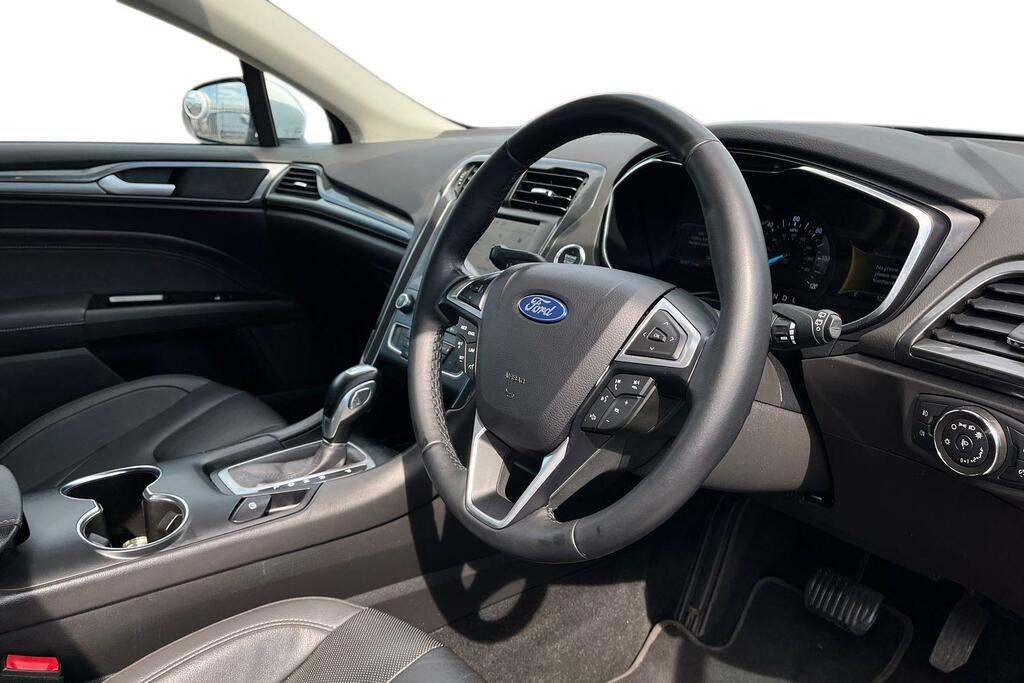 Ford Mondeo Estate St-line 2.0 Hybrid 187Ps Silver #9