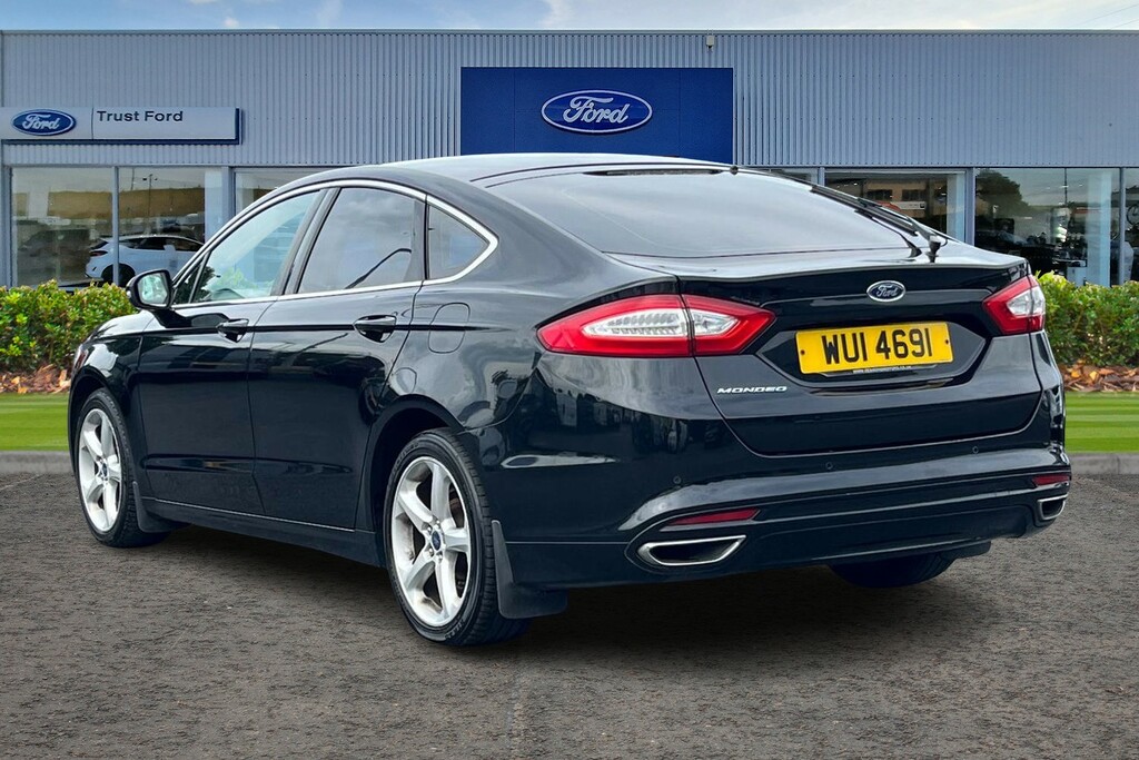 Ford Mondeo Titanium Black #2