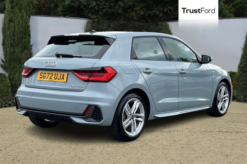 Audi A1 1.5 Tfsi 35 S Line Sportback S Tronic E Grey #4