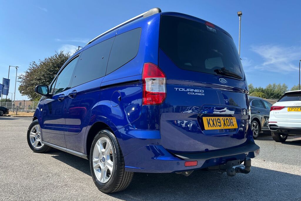 Ford Tourneo Courier 1.0 Ecoboost Titanium Mpv Euro 6 Blue #36