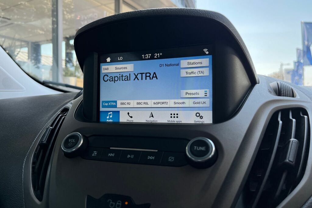 Ford Tourneo Courier 1.0 Ecoboost Titanium Mpv Euro 6 Blue #25