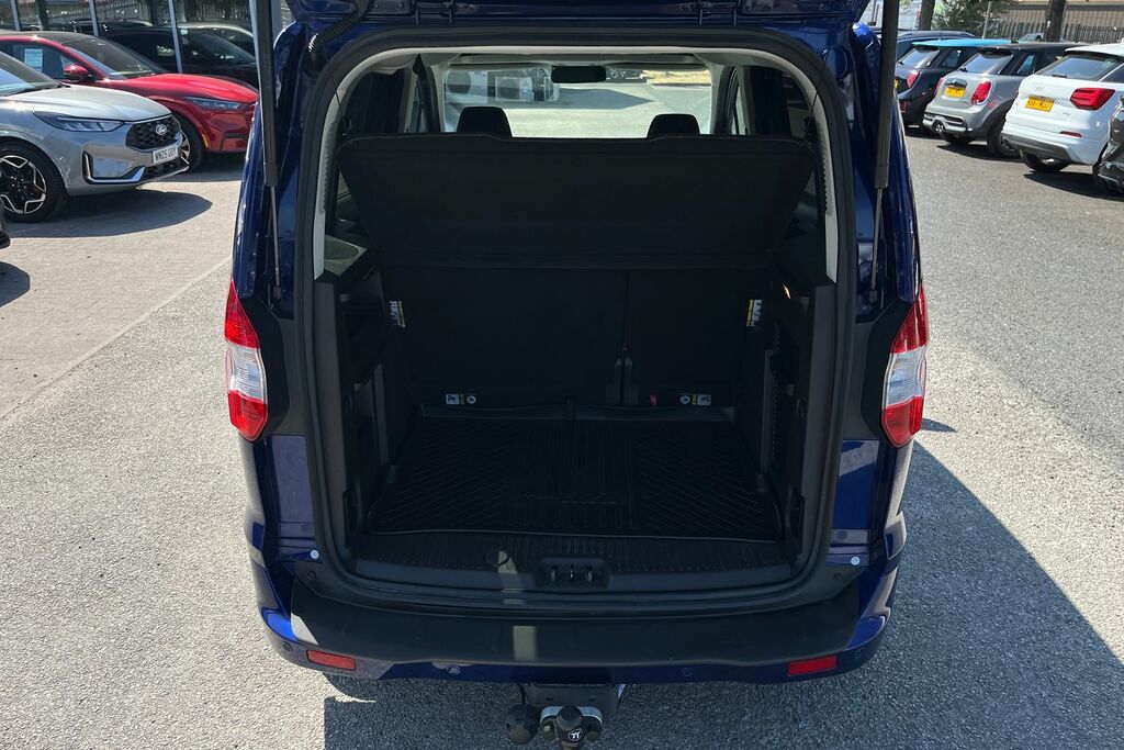 Ford Tourneo Courier 1.0 Ecoboost Titanium Mpv Euro 6 Blue #21