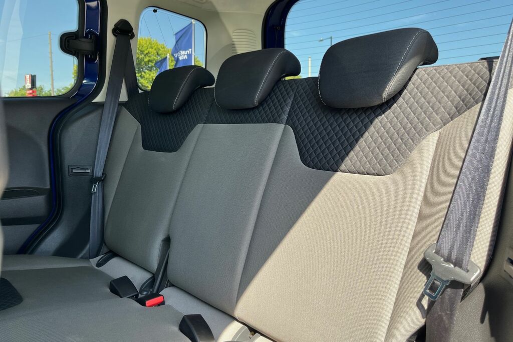 Ford Tourneo Courier 1.0 Ecoboost Titanium Mpv Euro 6 Blue #20