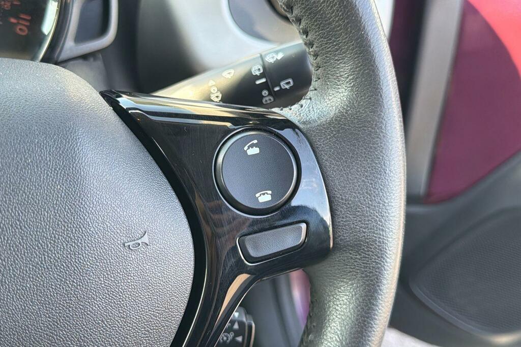Peugeot 108 1.0 Vti Active Euro 5 Euro 5 Black #26