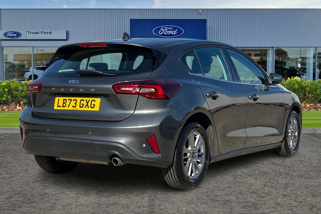 Ford Focus 1.0T Ecoboost Titanium Hatchback Grey #4