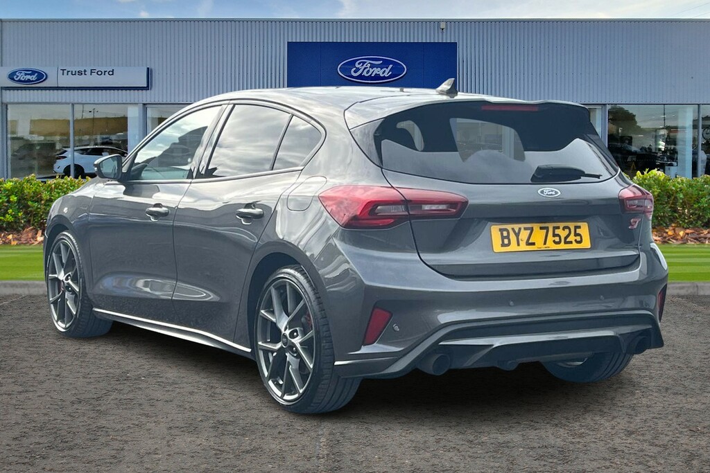 Ford Focus 2.3 Ecoboost St - Performance Seats - Open Pan Grey #2