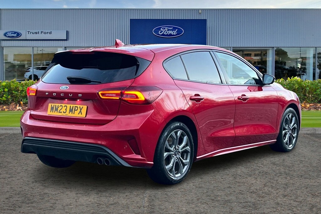 Ford Focus St-line Red #4
