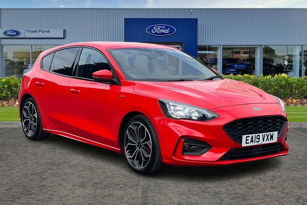 Ford Focus 1.5T Ecoboost St-line Estate Eur Blue #1