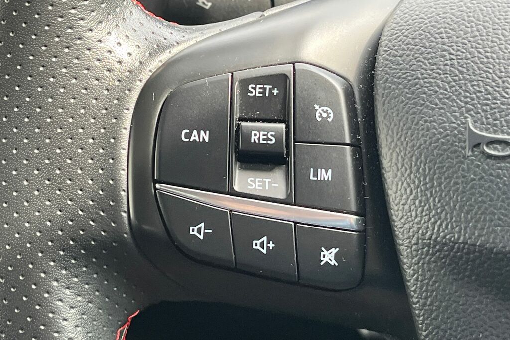 Ford Focus 1.5T Ecoboost St-line Estate Eur Blue #30