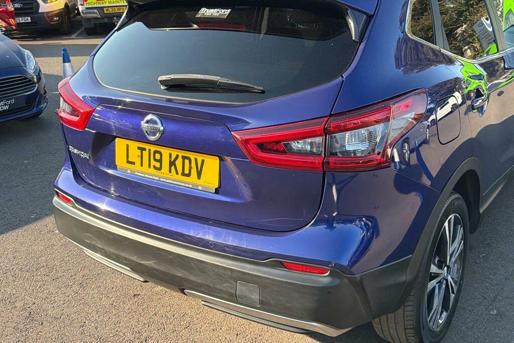 Nissan Qashqai 1.3 Dig-t 140Ps N-motion Silver #25