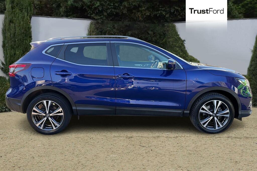 Nissan Qashqai 1.3 Dig-t 140Ps N-motion Silver #3